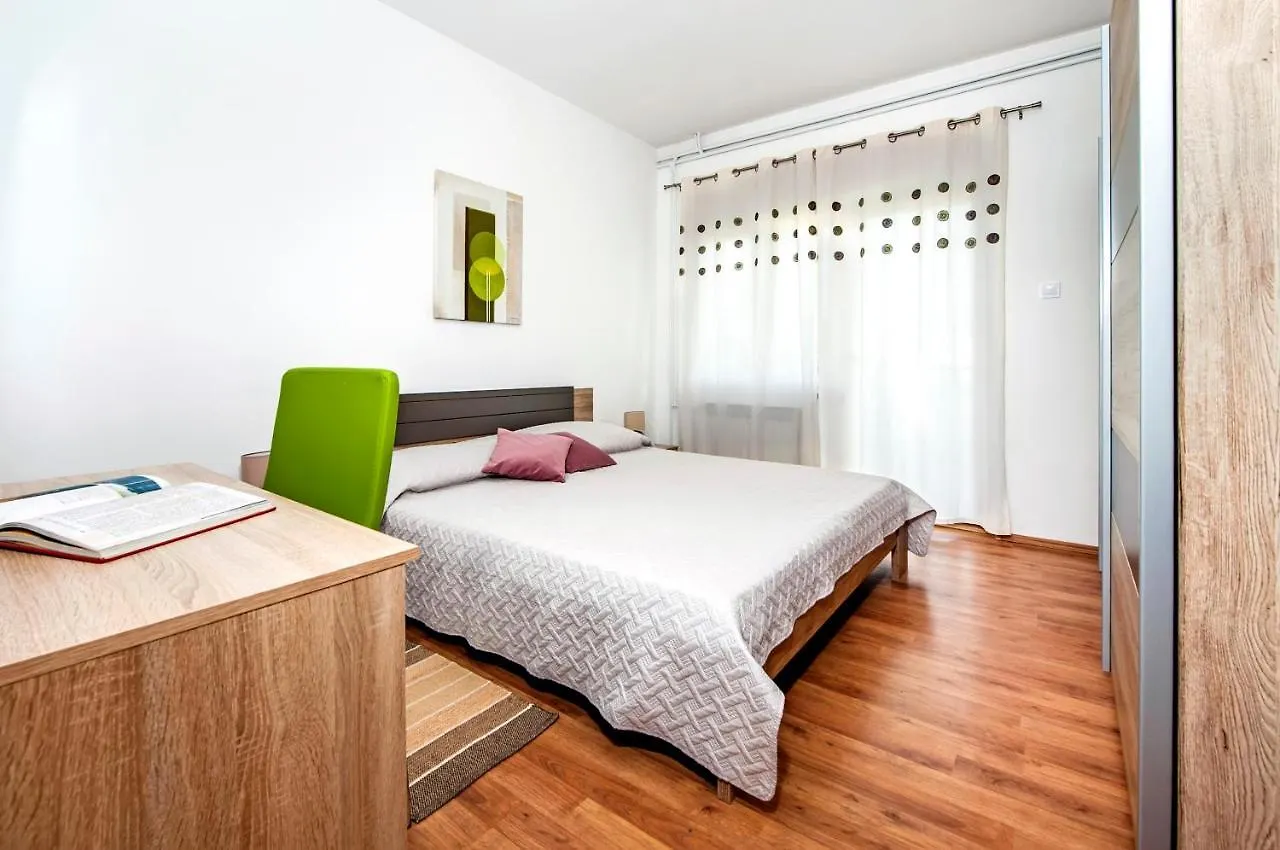 Apartments Euphemia Rovinj 0*,